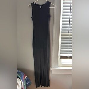 Gray Sleeveless Bodycon Maxi Dress (H&M).